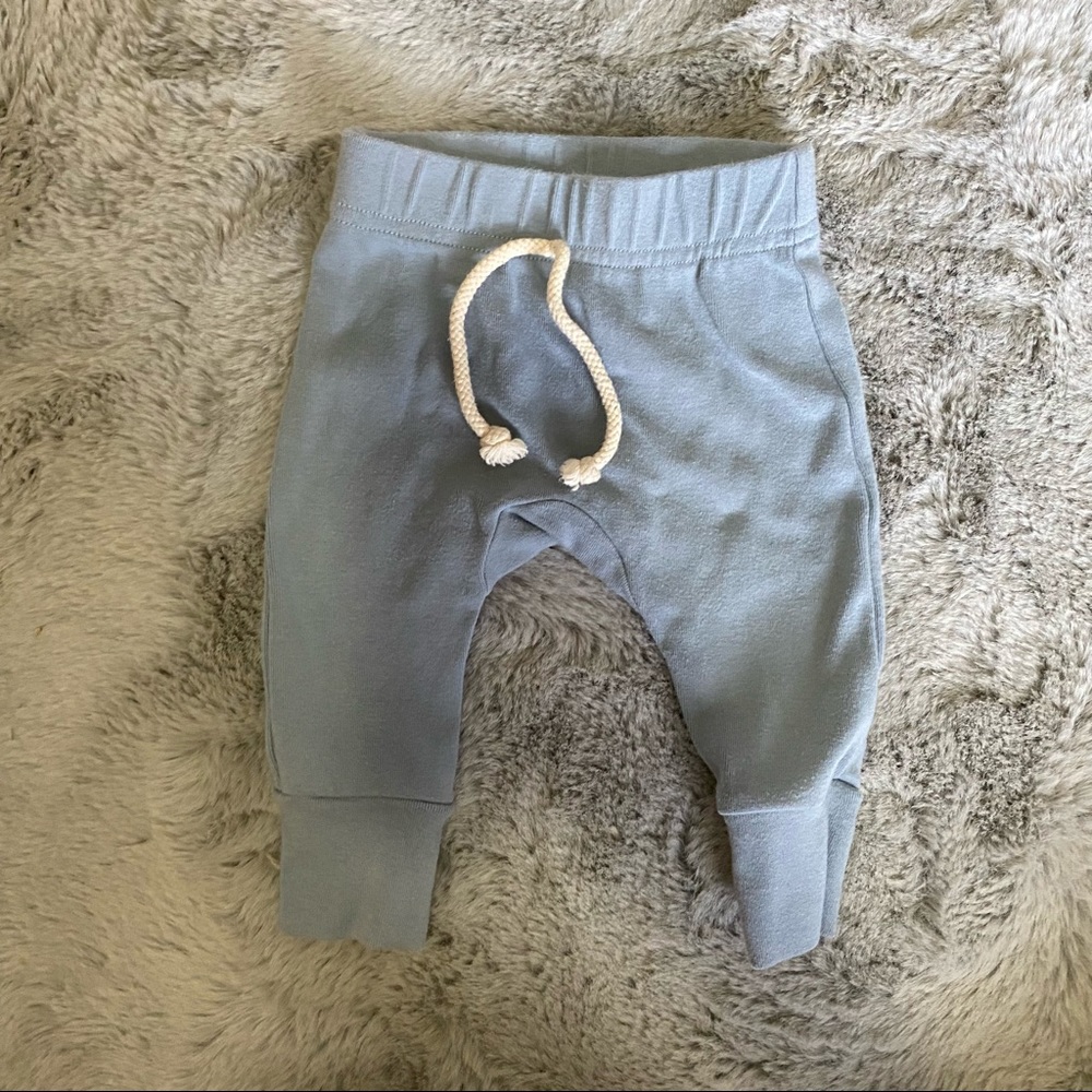 Little One Shop blue joggers - 3 months ✨